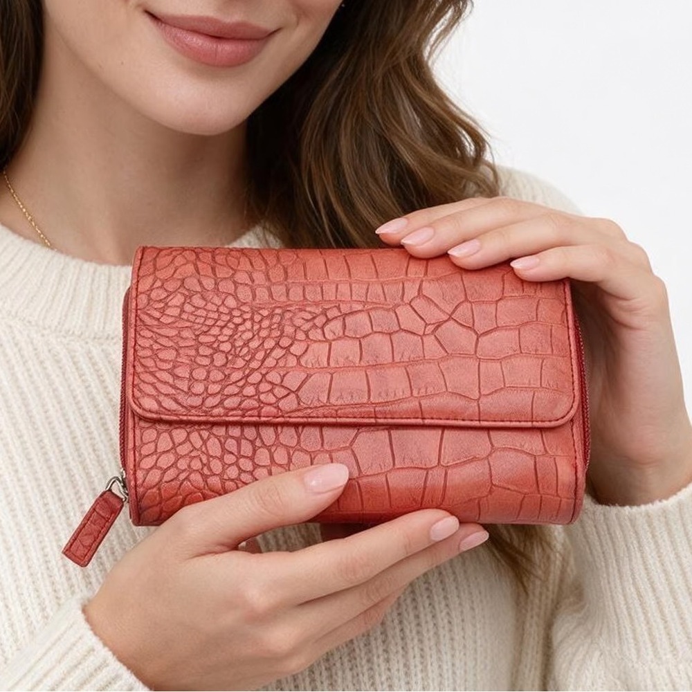 Unbranded Wallet Womens OS Croc Embossed Red Faux Leather Continental Excellent